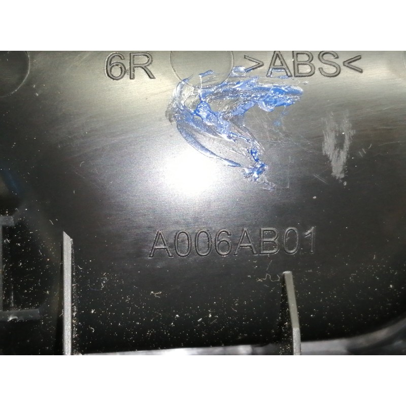 Recambio de maneta interior delantera derecha para opel crossland x edition referencia OEM IAM 13484998 A006AB01 