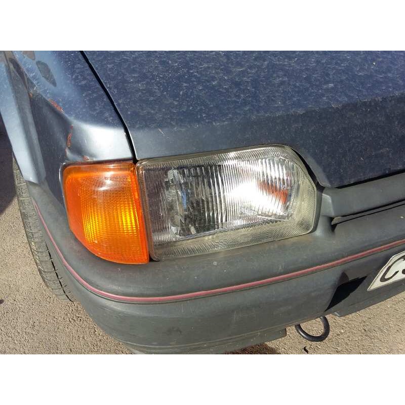 Recambio de faro derecho para ford escort berlina ghia referencia OEM IAM 201960786 201960786 