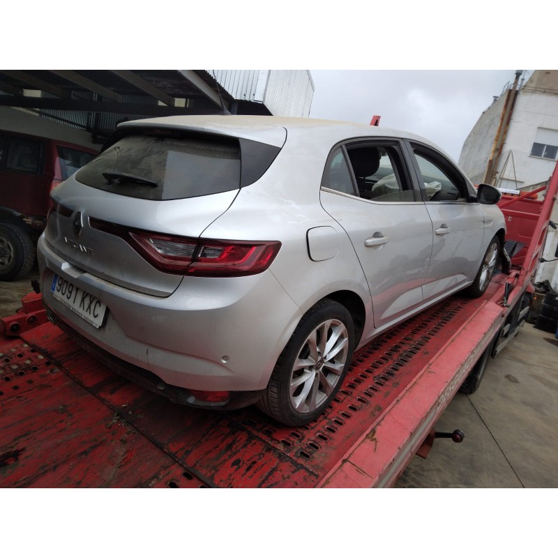 Recambio de mangueta delantera izquierda para renault megane iv berlina 5p limited referencia OEM IAM 400157901R 3330C 410110528