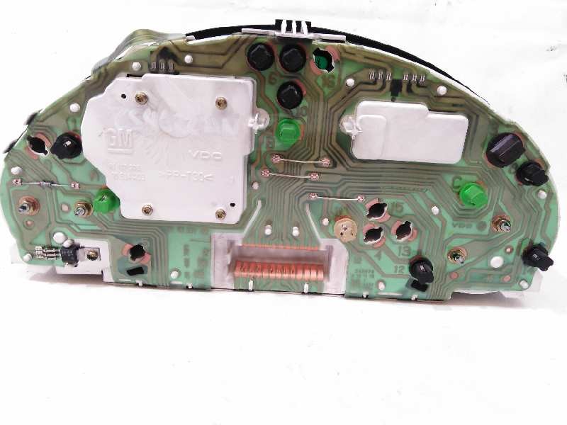 Recambio de cuadro instrumentos para opel corsa b viva referencia OEM IAM 81117906  