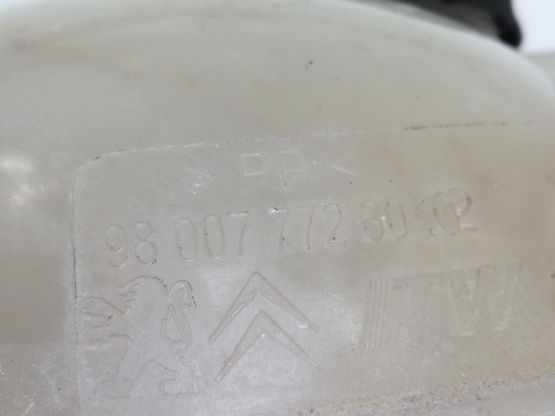 Recambio de deposito expansion para opel crossland x edition referencia OEM IAM 9800777280  