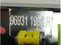 Recambio de moldura para renault megane iv berlina 5p limited referencia OEM IAM 969311987R   2