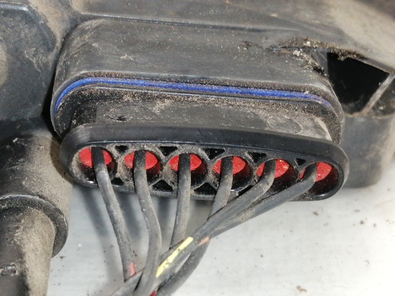 Recambio de cerradura puerta trasera derecha para renault scenic ii authentique referencia OEM IAM   