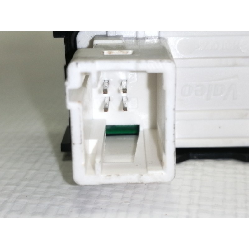 Recambio de mando elevalunas trasero izquierdo para opel crossland x edition referencia OEM IAM 13483539  