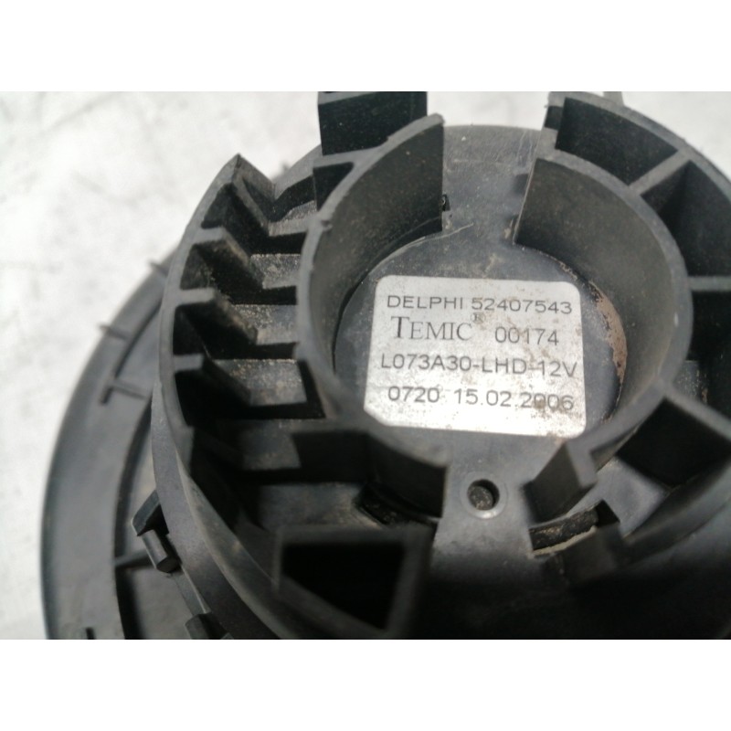 Recambio de motor calefaccion para opel astra gtc 1.6 16v referencia OEM IAM 52407543  