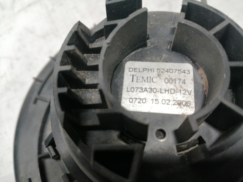 Recambio de motor calefaccion para opel astra gtc 1.6 16v referencia OEM IAM 52407543  