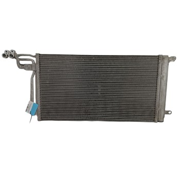 CONDENSADOR / RADIADOR AIRE ACONDICIONADO 6C0816411B 6R0820411T