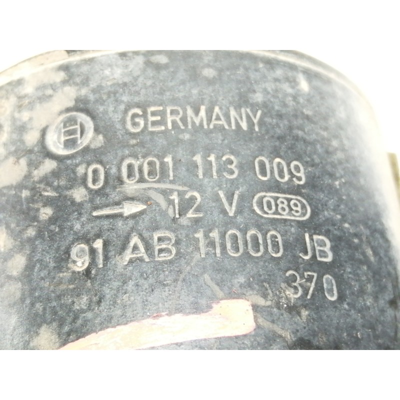 Recambio de motor arranque para ford fiesta berl./courier courier familiar referencia OEM IAM 0331303140  