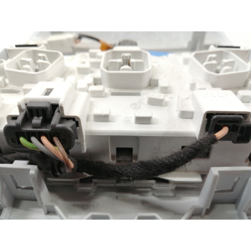 Recambio de luz interior para peugeot 2008 (--.2013) allure referencia OEM IAM 9674441377 2517000 