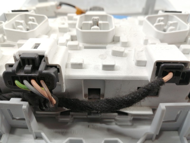 Recambio de luz interior para peugeot 2008 (--.2013) allure referencia OEM IAM 9674441377 2517000 