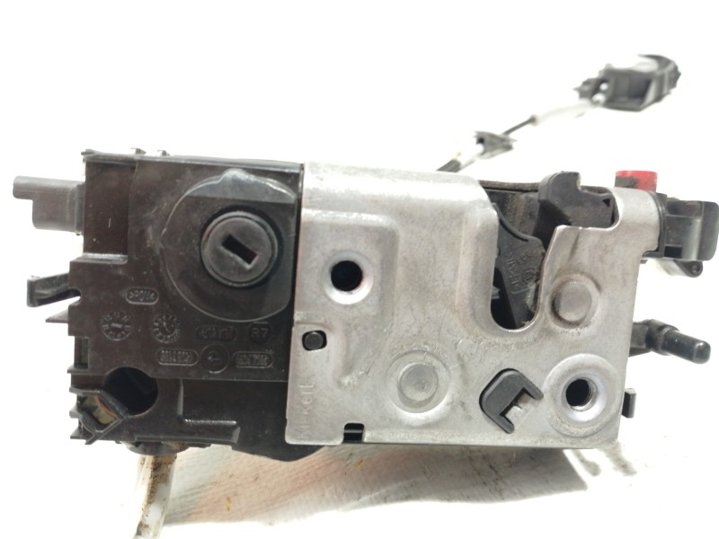 Recambio de cerradura puerta trasera derecha para peugeot 2008 (--.2013) allure referencia OEM IAM 45027185  