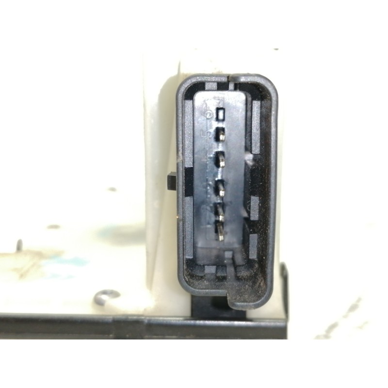 Recambio de cerradura puerta trasera derecha para peugeot 2008 (--.2013) allure referencia OEM IAM 45027185  