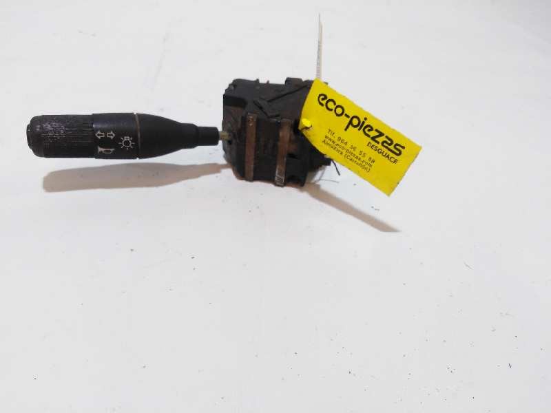Recambio de mando intermitentes para renault clio i fase i+ii (b/c57) 1.2 rn (b / c 57 r / s) referencia OEM IAM 7700803537  