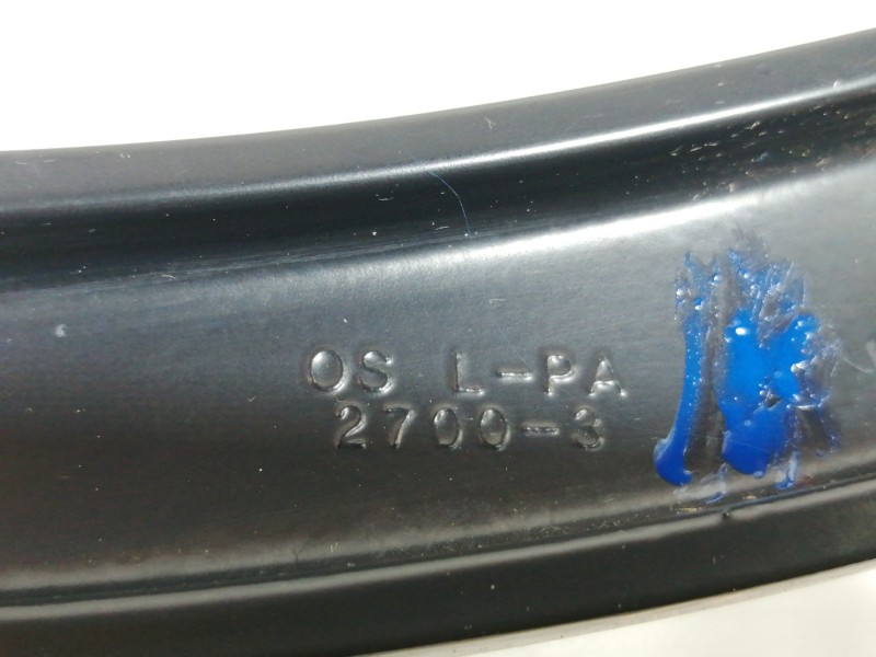 Recambio de brazo limpia delantero derecho para hyundai kona sle 2wd referencia OEM IAM   