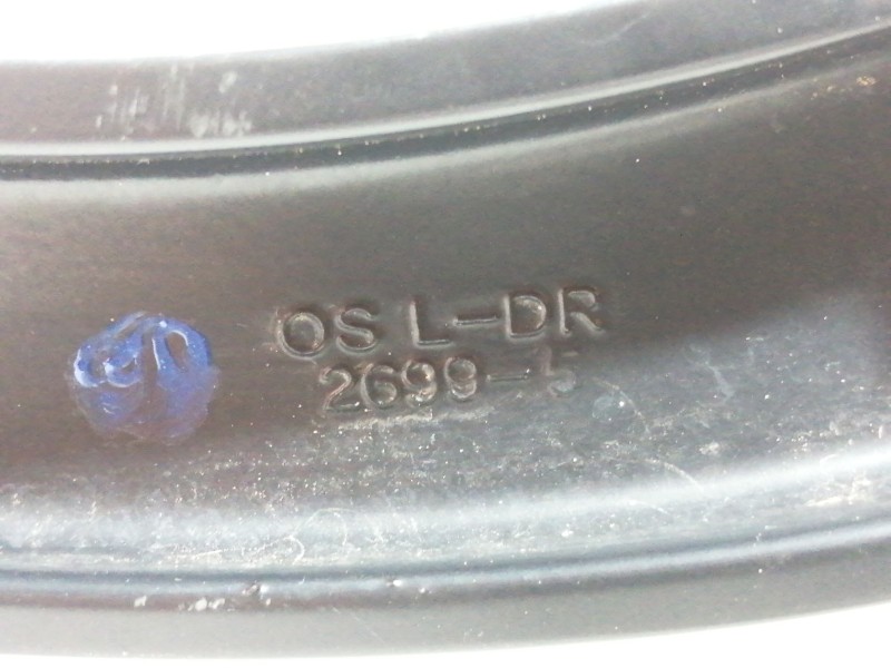 Recambio de brazo limpia delantero izquierdo para hyundai kona sle 2wd referencia OEM IAM   