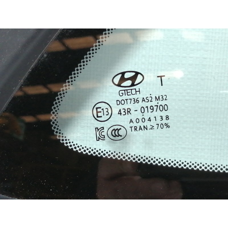 Recambio de luna custodia trasera derecha para hyundai kona sle 2wd referencia OEM IAM 43R019700  