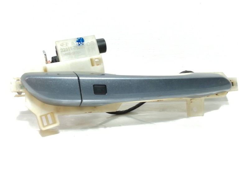 Recambio de maneta exterior delantera derecha para hyundai kona sle 2wd referencia OEM IAM 2231175200  