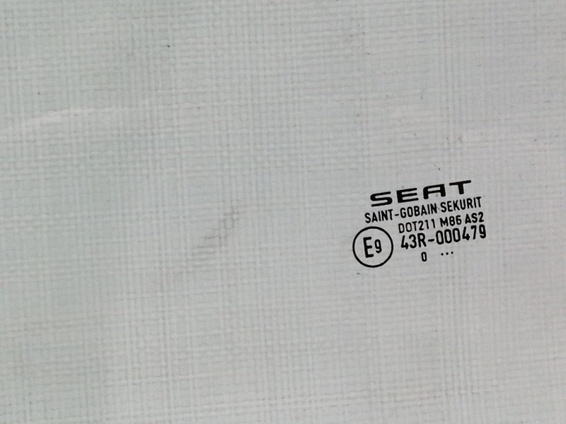 Recambio de luna delantera izquierda para seat ibiza (6j5) emoción referencia OEM IAM 43R000479  