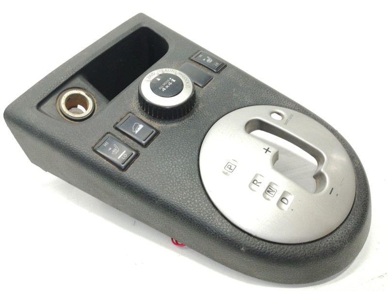 Recambio de guarnecidos palanca cambio para nissan x-trail (t31) se referencia OEM IAM M7NB6MD2K65  