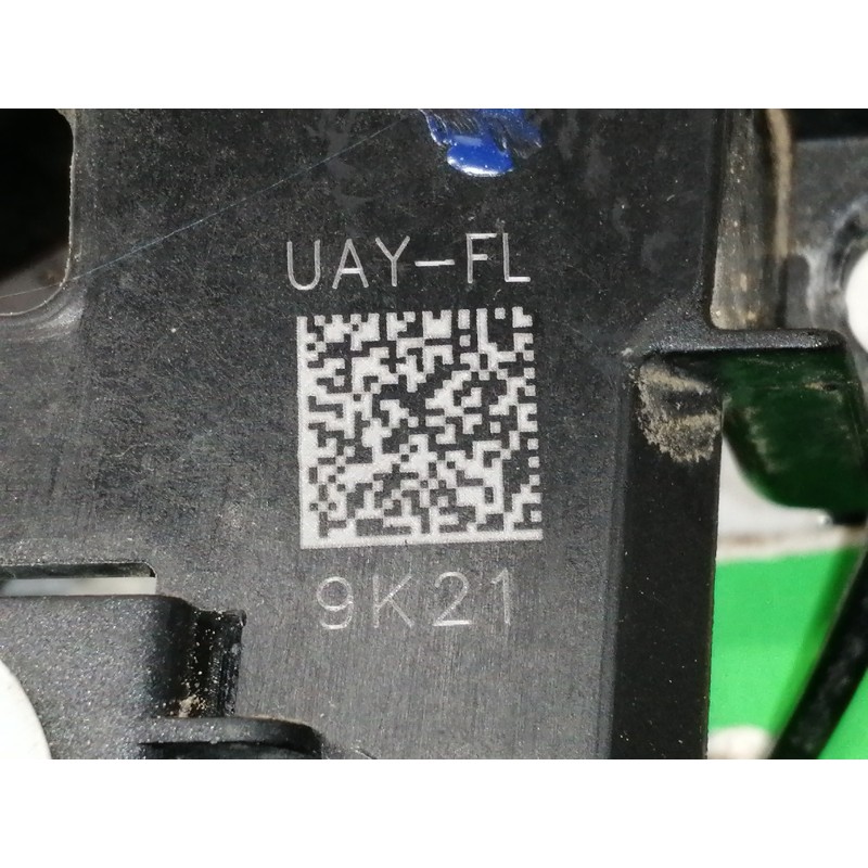 Recambio de maneta interior delantera izquierda para hyundai kona sle 2wd referencia OEM IAM 82613J9000  