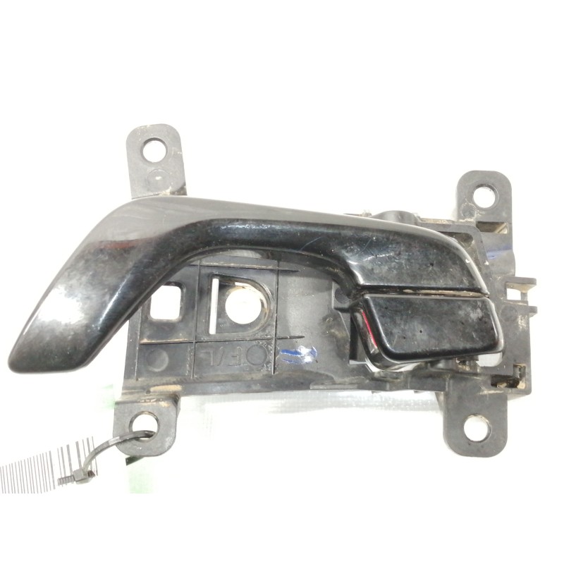 Recambio de maneta interior delantera izquierda para hyundai kona sle 2wd referencia OEM IAM 82613J9000  
