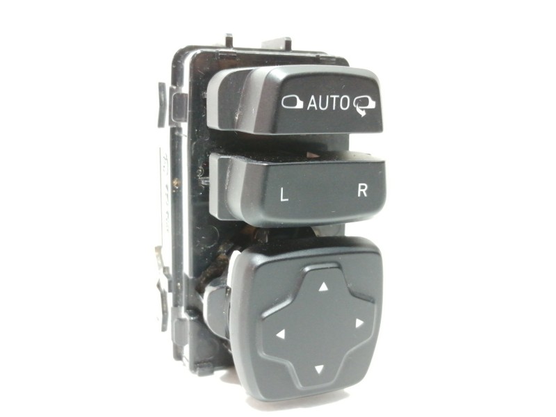 Recambio de mando retrovisor para hyundai kona sle 2wd referencia OEM IAM 3K54801000  