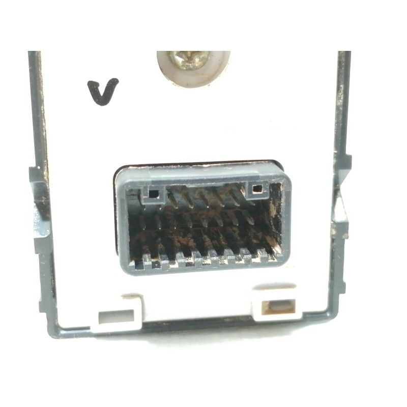 Recambio de mando retrovisor para hyundai kona sle 2wd referencia OEM IAM 3K54801000  