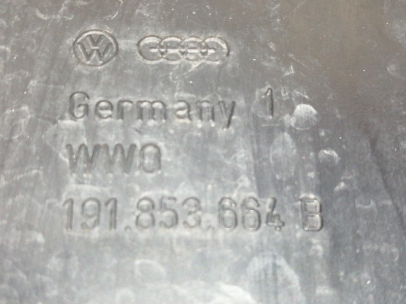 Recambio de rejilla delantera para volkswagen golf ii (191/193) cl referencia OEM IAM 191853653C  