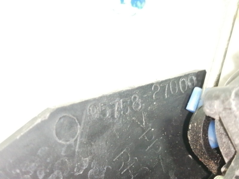 Recambio de cerradura puerta delantera derecha para hyundai coupe (rd) 1.6 fx referencia OEM IAM 9575827000  