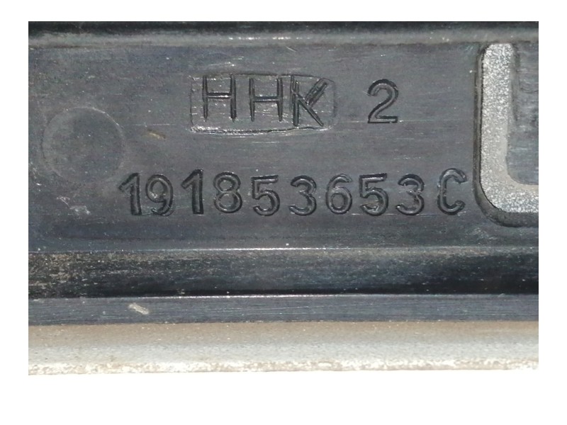 Recambio de rejilla delantera para volkswagen golf ii (191/193) cl referencia OEM IAM 191853653C  