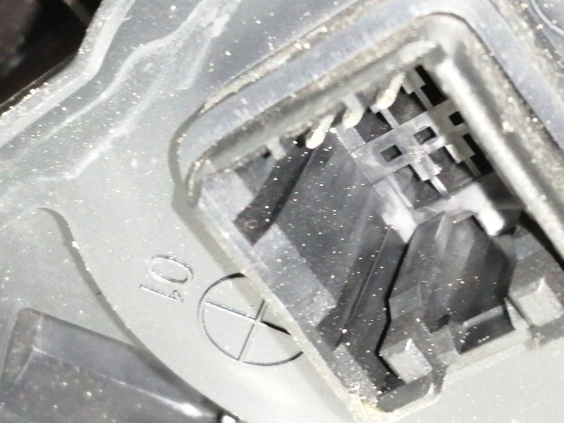 Recambio de retrovisor derecho para hyundai coupe (rd) 1.6 fx referencia OEM IAM 010079  