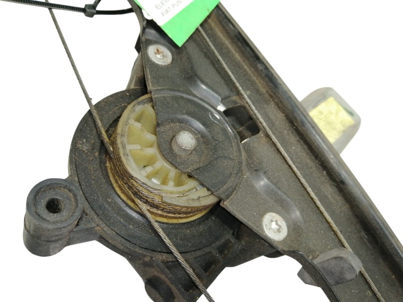 Recambio de elevalunas trasero izquierdo para fiat punto (evo) (199) dynamic referencia OEM IAM M51723318  