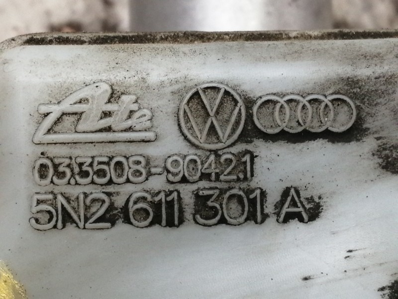 Recambio de bomba freno para volkswagen tiguan (5n1) sport referencia OEM IAM 5N2611301A 03350890421 