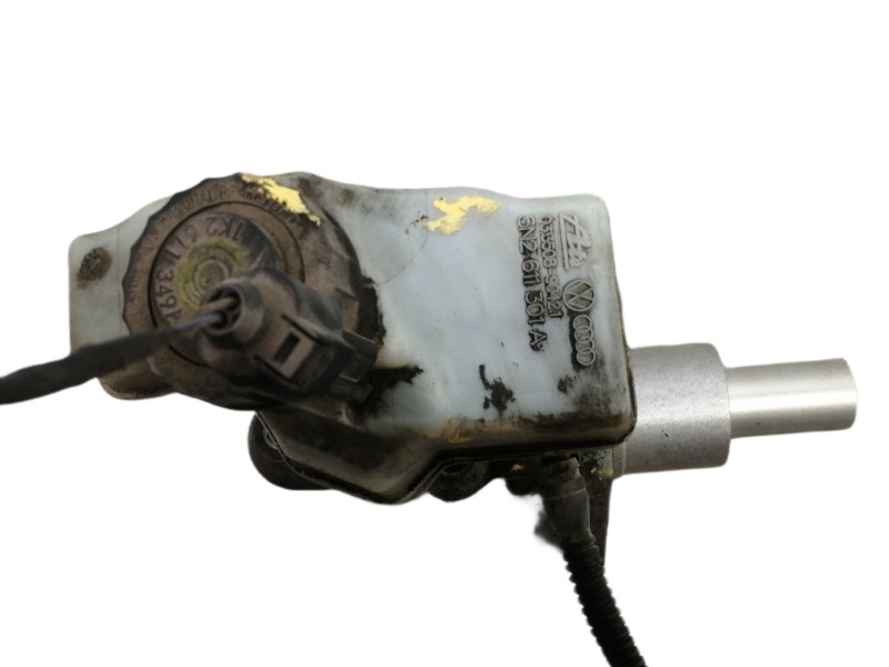 Recambio de bomba freno para volkswagen tiguan (5n1) sport referencia OEM IAM 5N2611301A 03350890421 