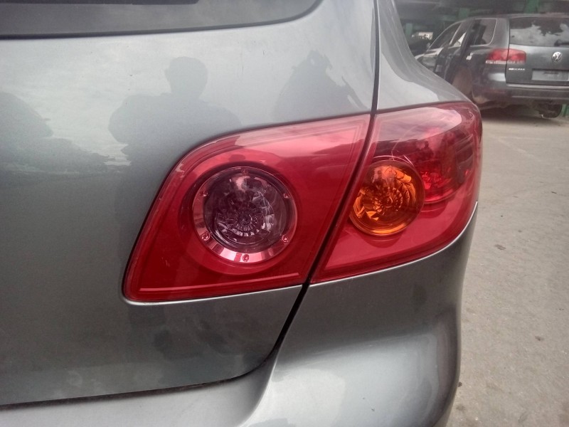 Recambio de piloto trasero derecho interior para mazda 3 berlina (bk) 1.6 16v cat referencia OEM IAM P2913  