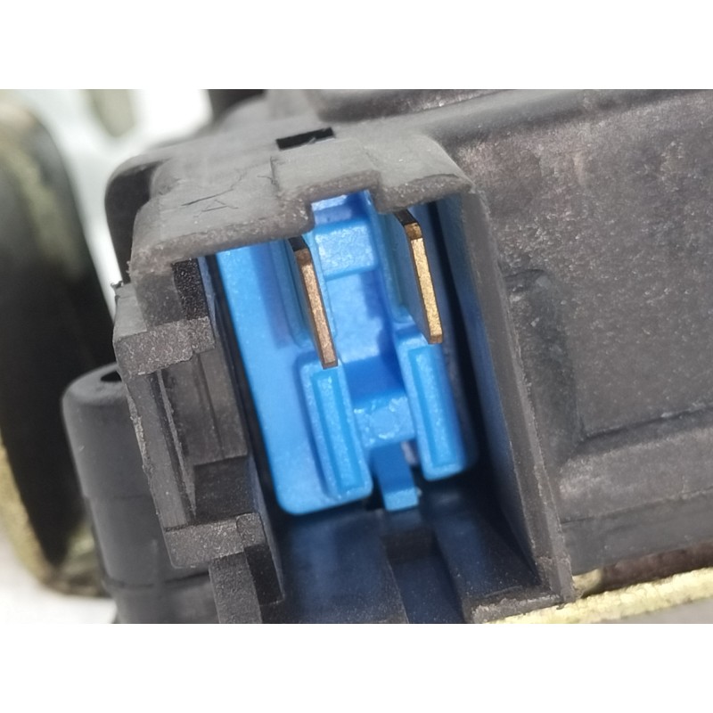 Recambio de cerradura puerta delantera derecha para daewoo matiz cd referencia OEM IAM   