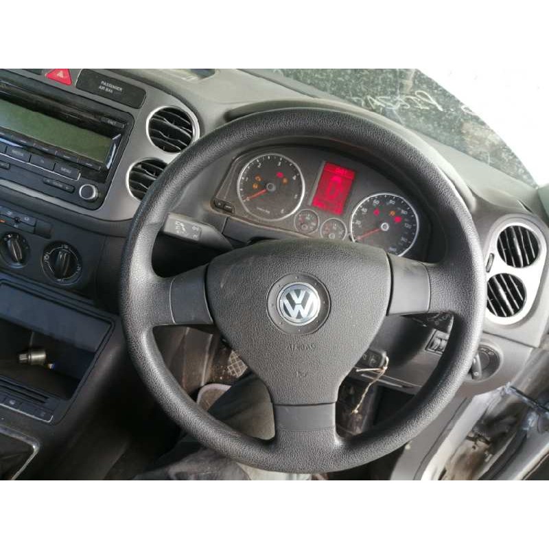 Recambio de volante para volkswagen tiguan (5n1) sport referencia OEM IAM 1T0419091L  