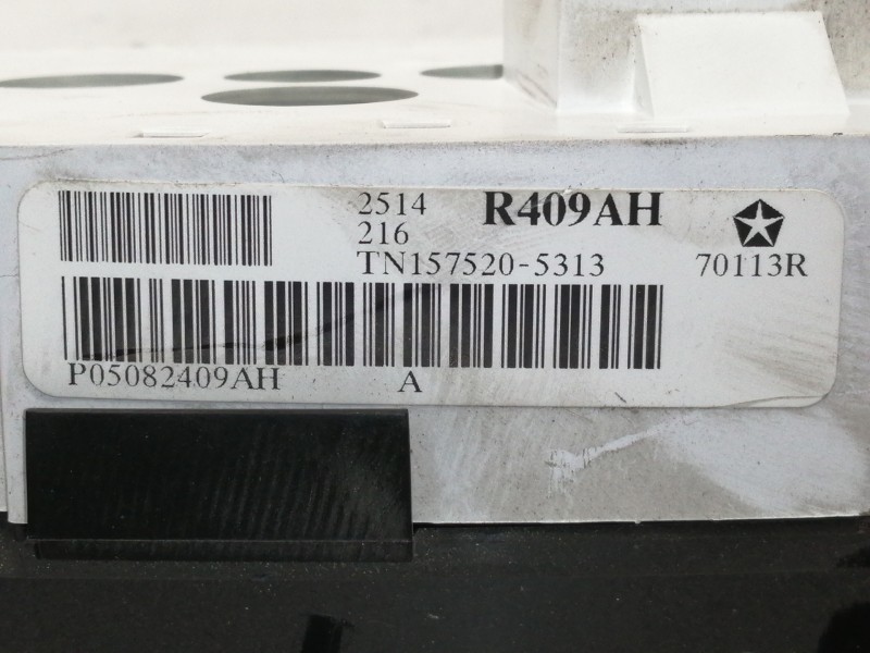 Recambio de cuadro instrumentos para chrysler voyager (rg) 2.5 crd executive referencia OEM IAM P05082409AH  