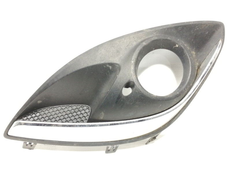 Recambio de rejilla paragolpes derecha para opel corsa d expression referencia OEM IAM 13286026 475498858 