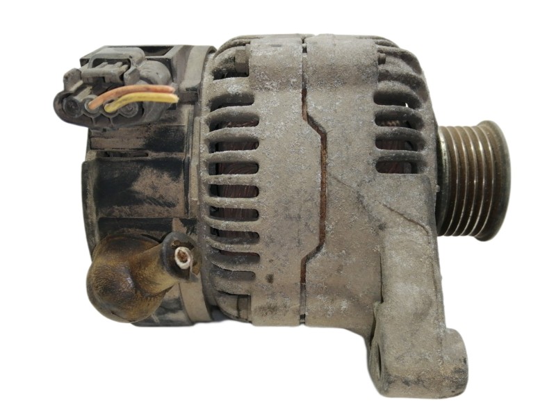 Recambio de alternador para nissan micra (k11) básico referencia OEM IAM 2310054B62  