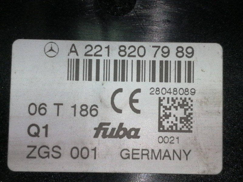 Recambio de antena para mercedes-benz clase s (w221) berlina 320 / 350 cdi (221.022) referencia OEM IAM A2218207989  