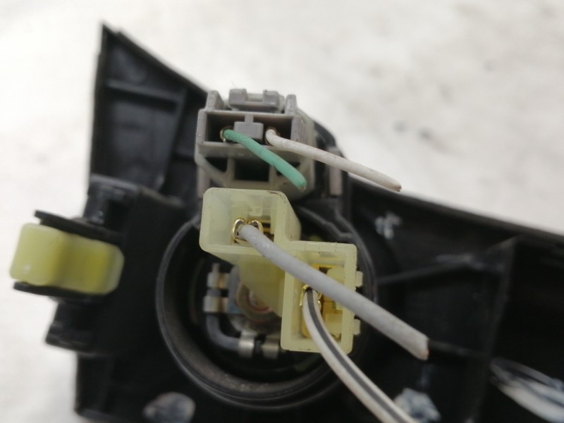 Recambio de moldura para lexus rx 300(mcu35) luxury referencia OEM IAM 5543248070  