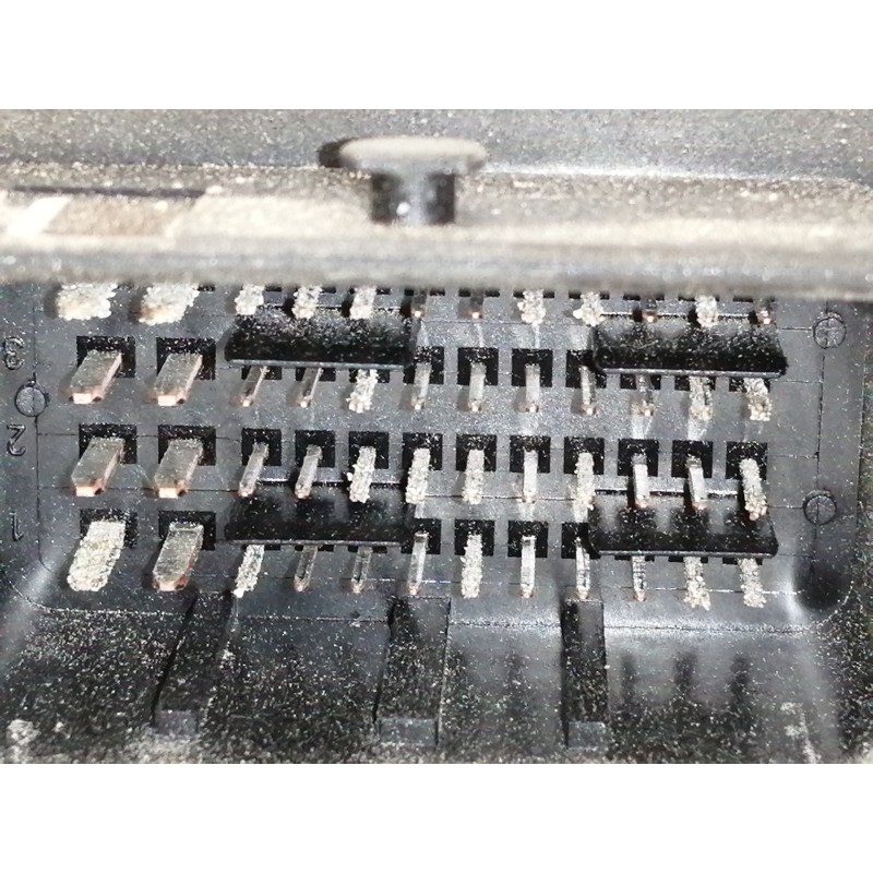 Recambio de centralita motor uce para peugeot 307 break / sw (s1) break xt referencia OEM IAM 0261206943  