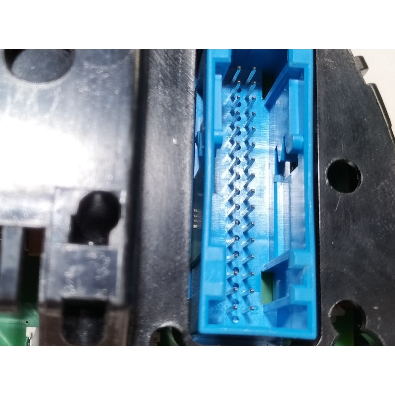 Recambio de cuadro instrumentos para audi a4 avant (8e) 2.0 tdi referencia OEM IAM 8E0920951L  