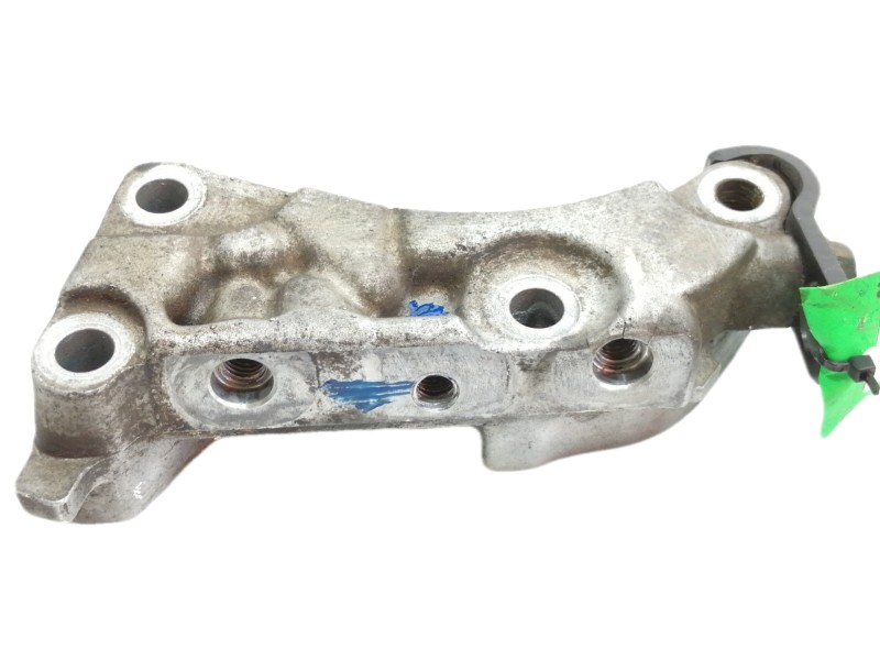 Recambio de soporte motor delantero para citroën c3 hdi 92 sx plus referencia OEM IAM 9637558580  