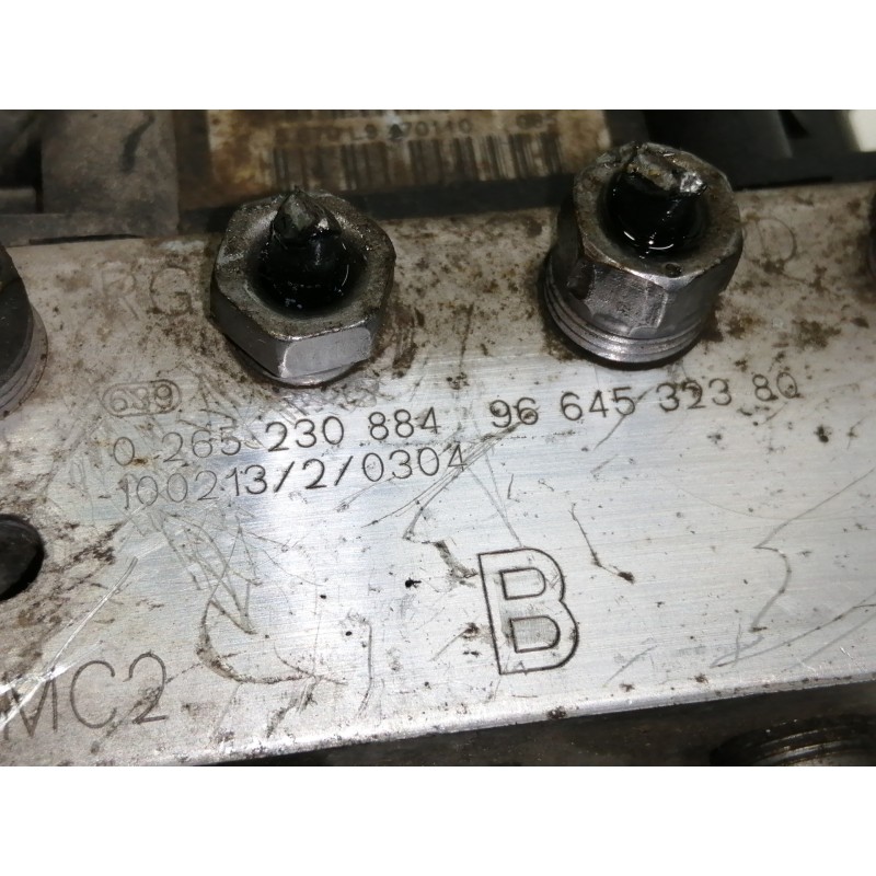 Recambio de abs para peugeot 5008 confort referencia OEM IAM 9666930880  