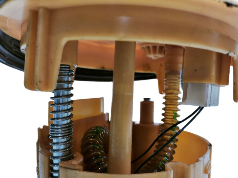 Recambio de aforador para peugeot 5008 confort referencia OEM IAM 9684995280  