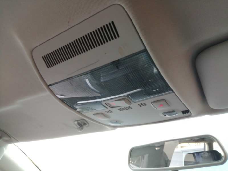 Recambio de luz interior para audi a4 avant (8e) 2.0 tdi referencia OEM IAM 8E0951177  