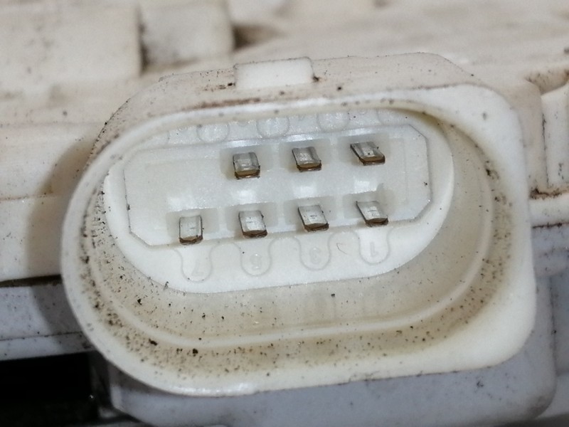 Recambio de cerradura puerta trasera derecha para audi a4 avant (8e) 2.0 tdi referencia OEM IAM   