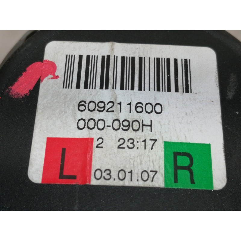 Recambio de cinturon seguridad trasero derecho para audi a4 avant (8e) 2.0 tdi referencia OEM IAM 8E5857805M  